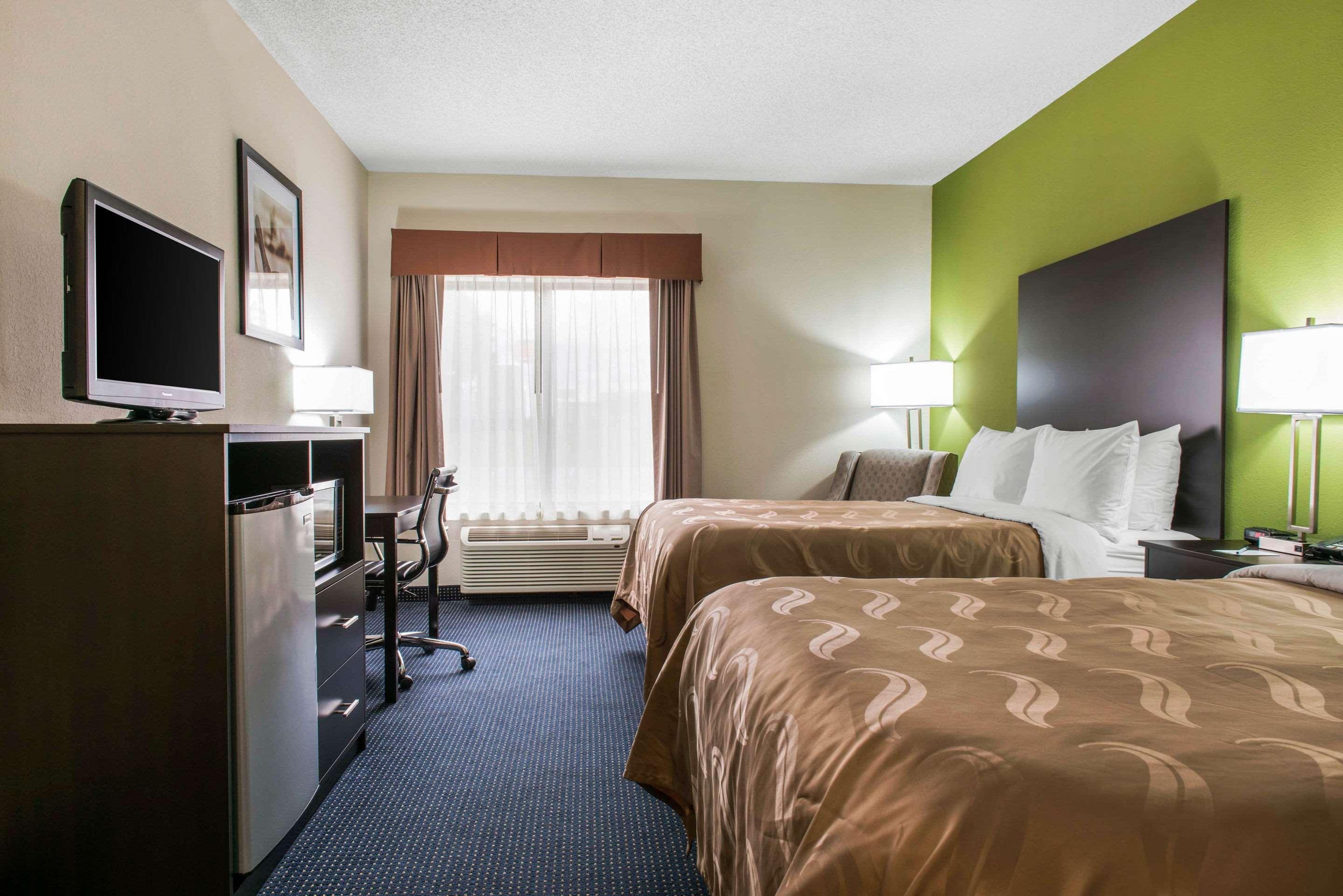 Quality Inn & Suites Anderson I-69 Extérieur photo