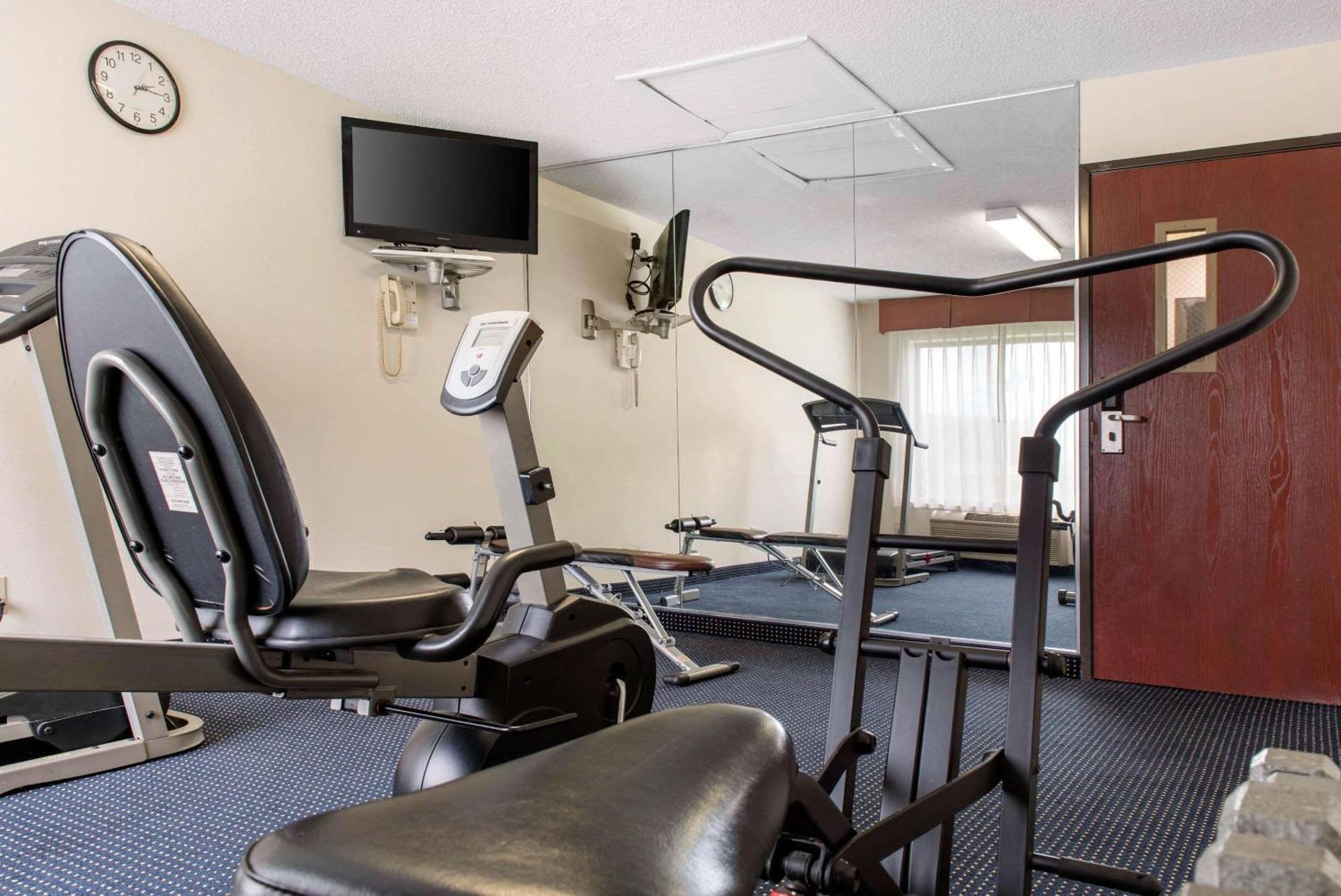 Quality Inn & Suites Anderson I-69 Extérieur photo
