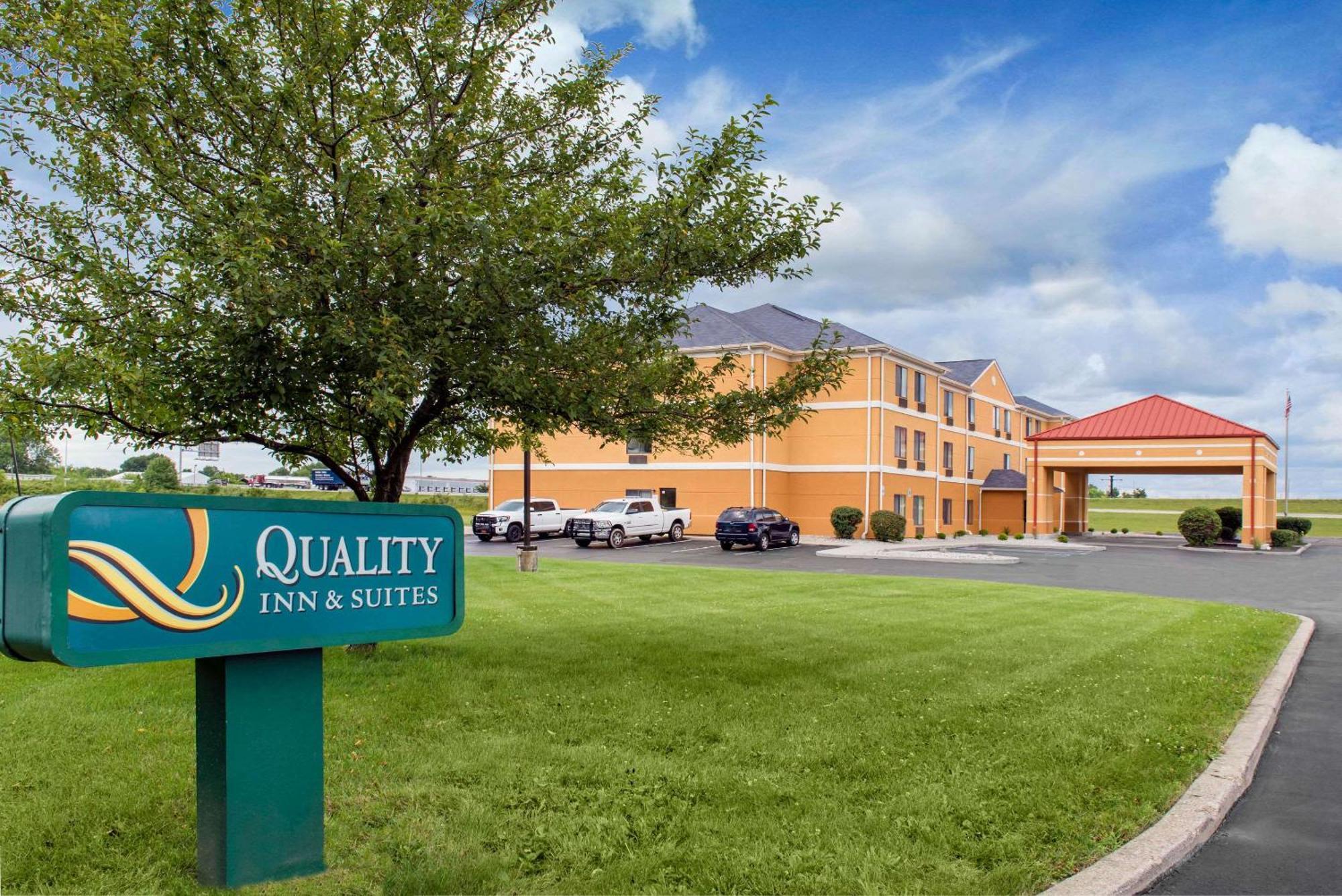 Quality Inn & Suites Anderson I-69 Extérieur photo