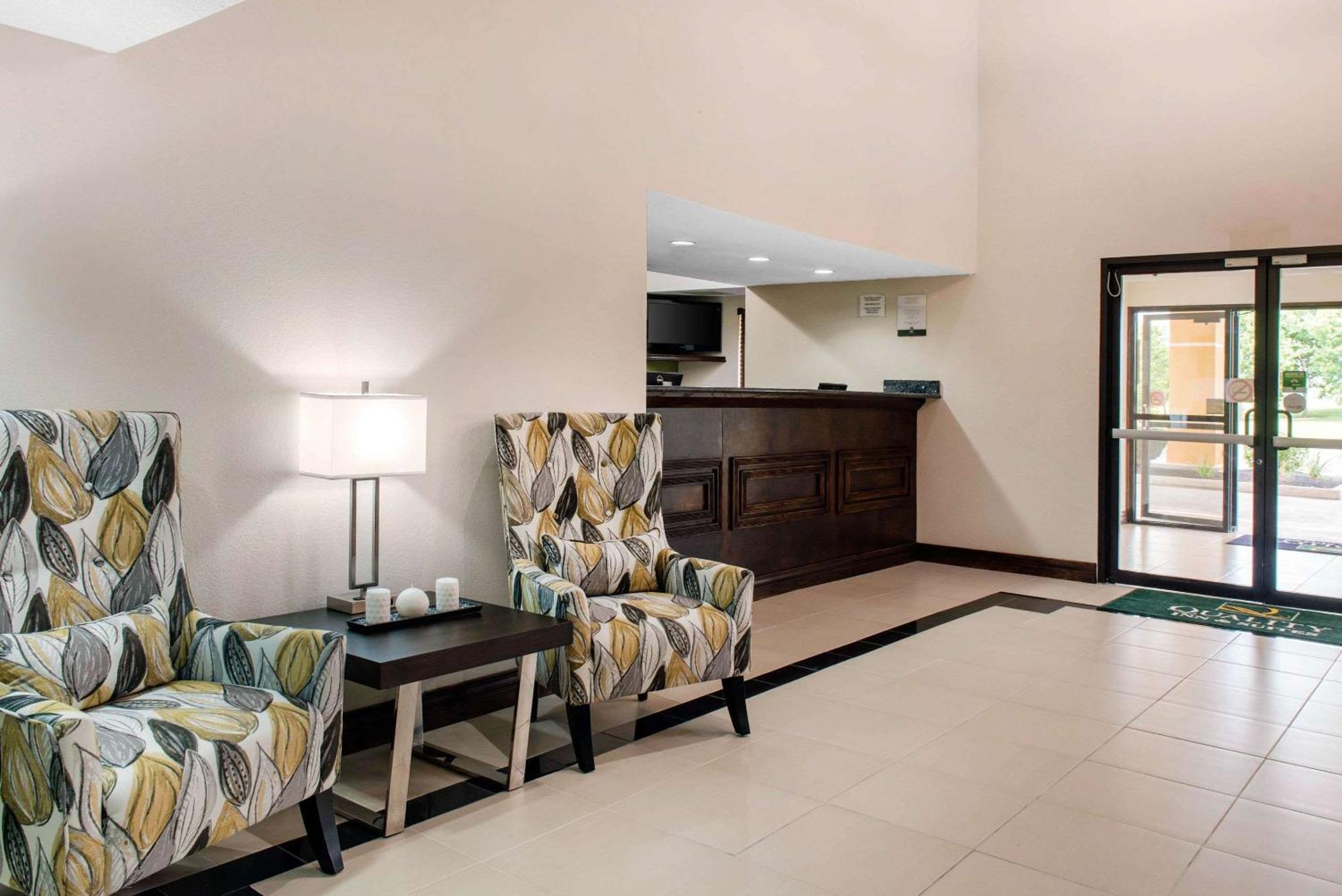 Quality Inn & Suites Anderson I-69 Extérieur photo