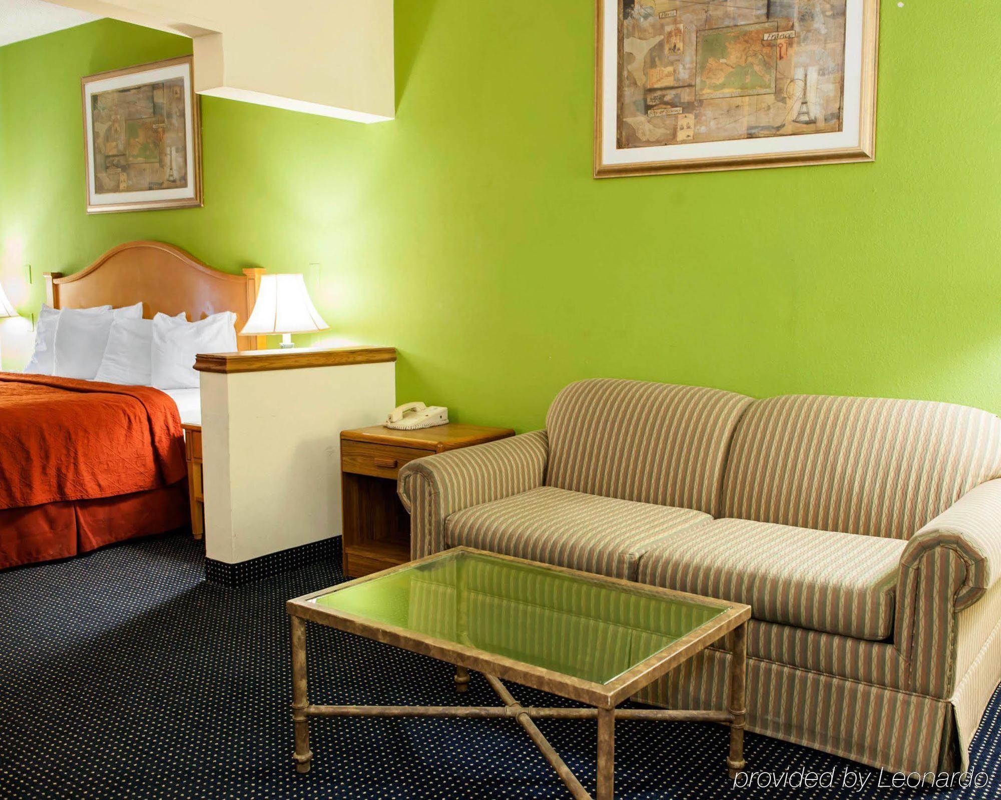 Quality Inn & Suites Anderson I-69 Extérieur photo